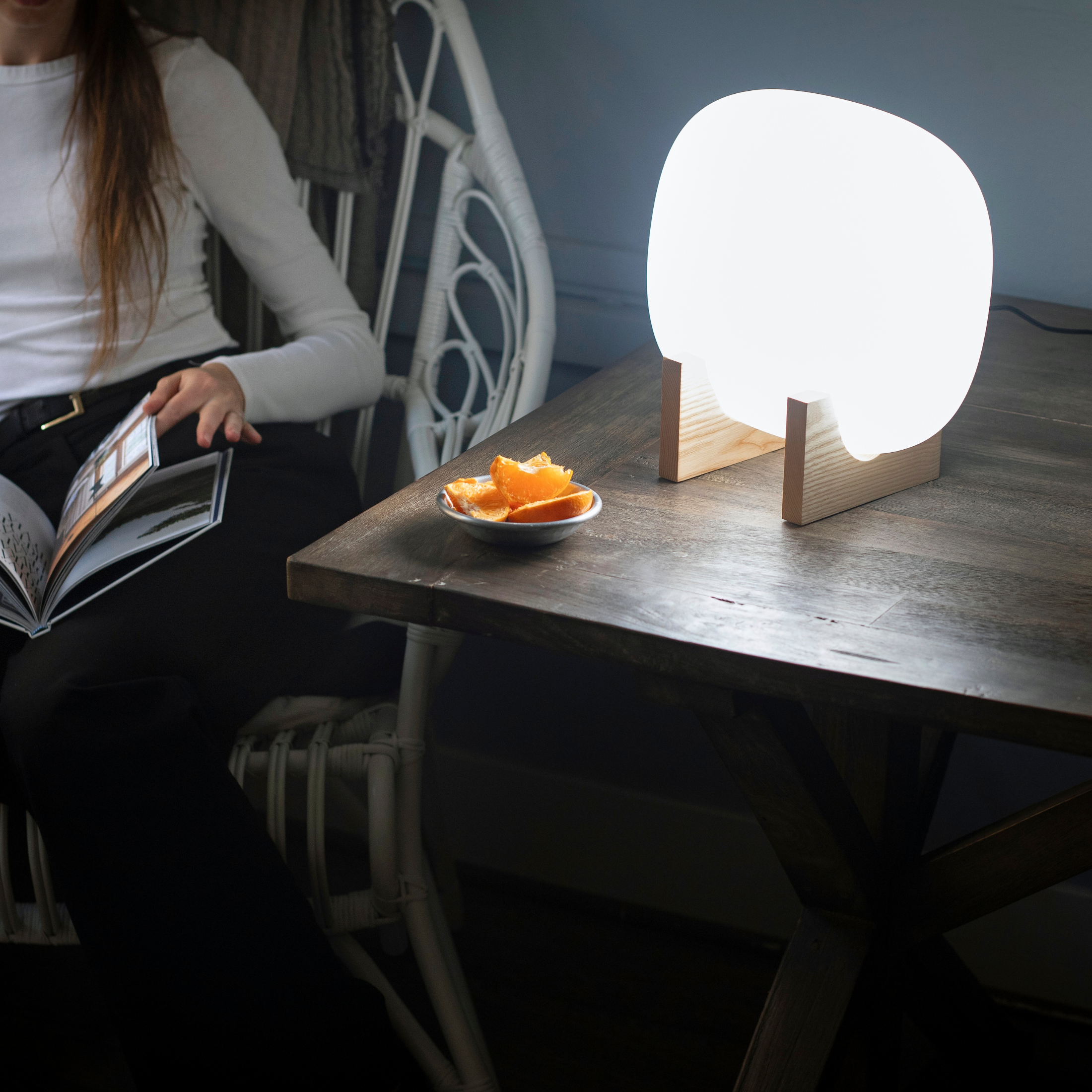 Innolux Lempi – Elegant ljusterapilampa i nordisk design – bild 4